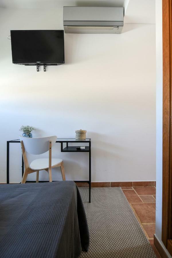 Pe Na Areia - Guest House 维拉·雷阿尔·德·桑托亚 外观 照片