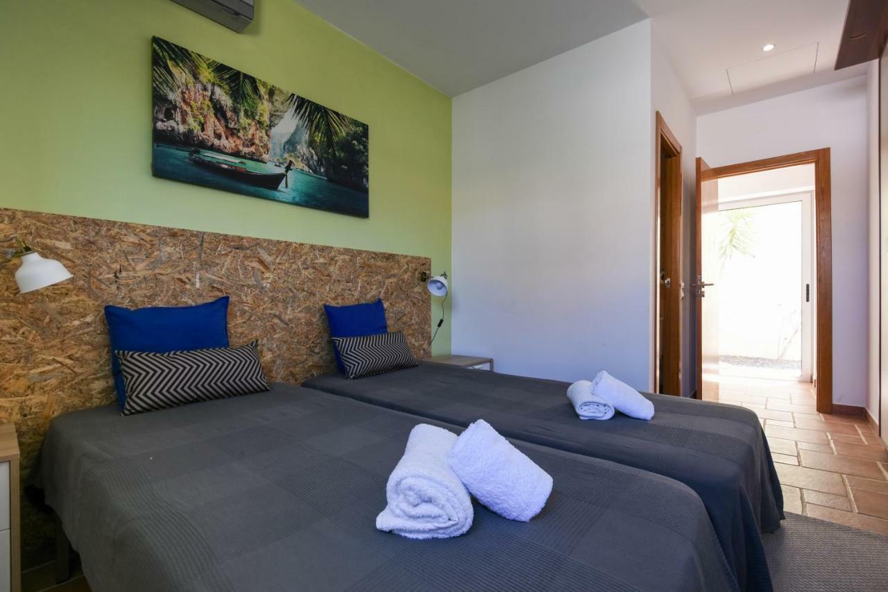 Pe Na Areia - Guest House 维拉·雷阿尔·德·桑托亚 外观 照片